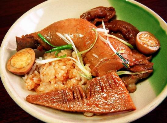 鹵水越來越粘稠是怎么回事?做好的鹵水老是壞是怎么回事?