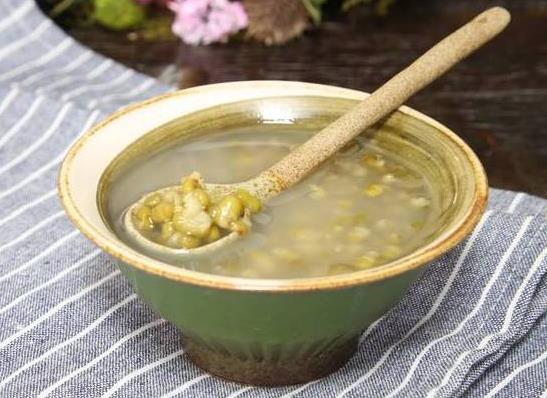 綠豆湯怎么煮才夠能爛熟?綠豆湯煮出來為什么是紅色的?