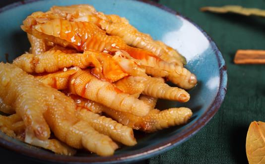 檸檬雞爪沒(méi)有檸檬可以用什么代替 檸檬雞爪用黃檸檬還是青檸檬