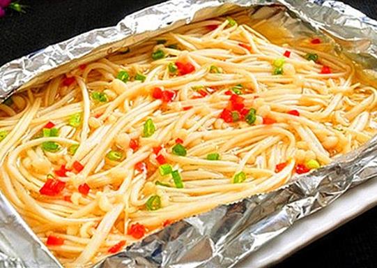 烤箱錫紙過期了還能用嗎?烤箱錫紙上用不用刷油