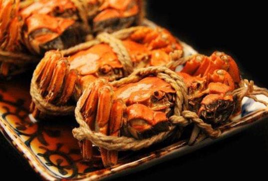 石榴和螃蟹會不會中毒?柿子和螃蟹能一起吃嗎