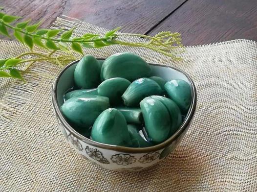 臘八蒜綠一半能打開嗎?臘八蒜怎么腌制才脆