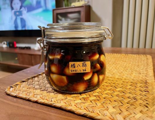 腌臘八蒜都要放什么材料?臘八蒜和牛奶可以同食嗎