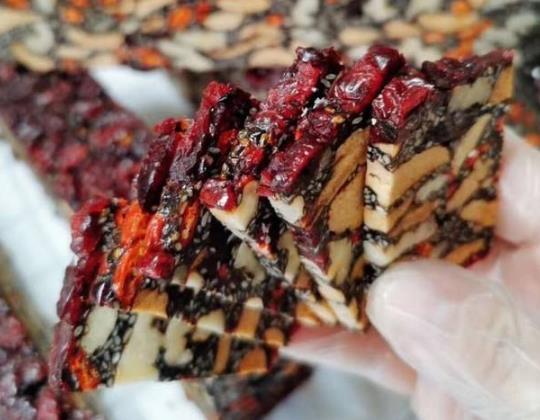 阿膠糕切不動了怎么辦?切阿膠糕用一般的菜刀可以嗎