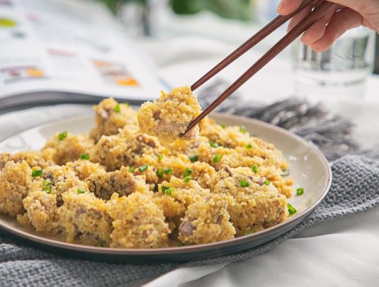 小米蒸排骨用黃小米還是糯小米?小米蒸排骨為什么不需要焯水