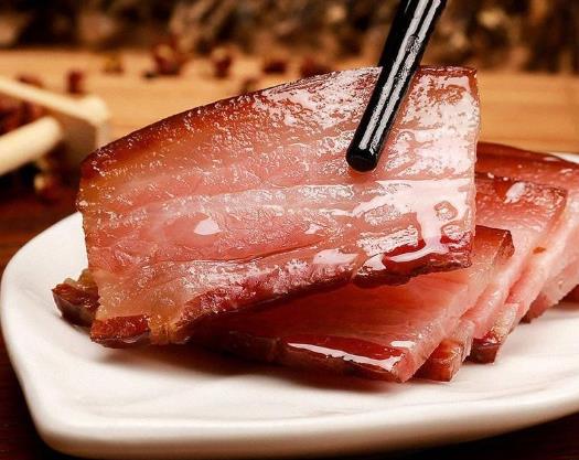 臘肉切塊放冰箱好還是整塊放冰箱好?臘肉切不動(dòng)要煮一下嗎