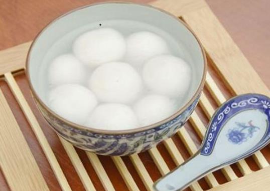 吃剩的湯圓怎么做好吃?煮湯圓放姜好不好