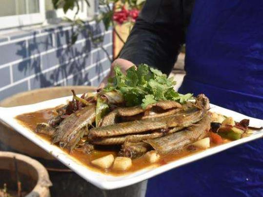 怎么樣讓泥鰍吐干凈?泥鰍剛死幾個小時還可以吃嗎