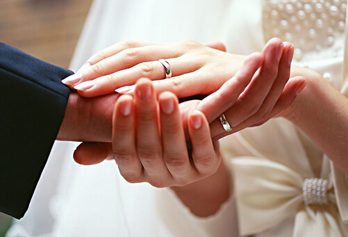 金婚送什么禮物?結(jié)婚周年祝福語