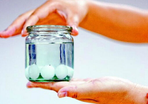 樟腦丸對(duì)孕婦有影響嗎?樟腦丸的作用