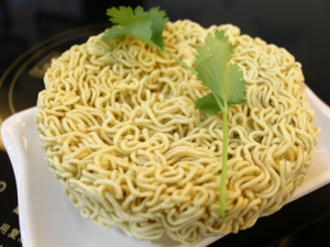 孕婦能吃方便面嗎?西紅柿雞蛋面的做法