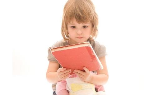 如何給寶寶選適合的書?要分階段來選擇