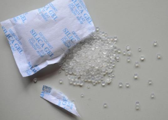 寶寶吃了透明的干燥劑可以不催吐嗎?寶寶吃了干燥劑拉肚子有事嗎