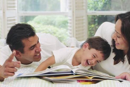 家長該怎么培養孩子社交 家長應該培養孩子養成好習慣