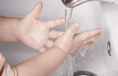 寶寶洗手很重要 寶寶洗手要用洗手液嗎