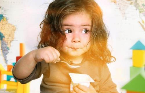 幼兒智力發育遲緩的表現 如何開發幼兒智力