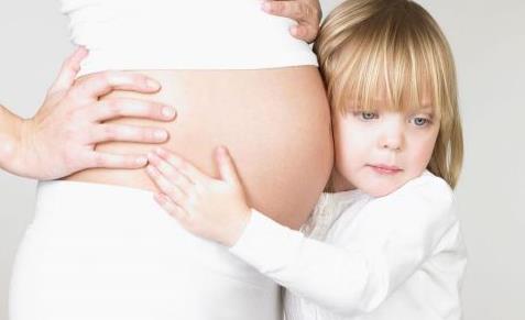 備孕二胎應(yīng)該知道哪些事 多大才算是高齡產(chǎn)婦