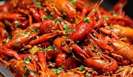 小龍蝦一年四季都有嗎?什么季節(jié)吃小龍蝦最好?