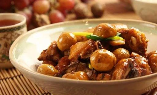 板栗是什么季節(jié)出來的 新鮮板栗什么時(shí)候上市