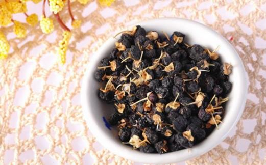 黑枸杞什么季節(jié)吃最好 黑枸杞最佳食用季節(jié) 黑枸杞最佳食用季節(jié)