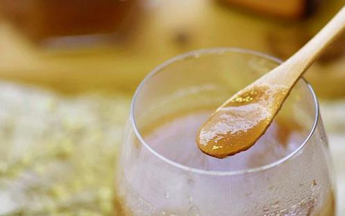 秋梨膏適合什么時候喝 秋梨膏最佳服用時間