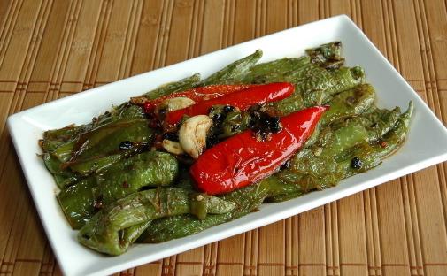 炒菜什么時候放十三香 放十三香最佳時間