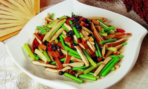 炒菜什么時候放十三香 放十三香最佳時間