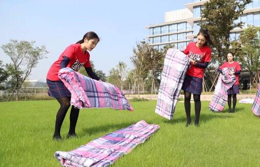 冬天被子多久曬一次 冬天曬被子間隔時間