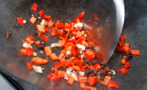 炒菜時蔥姜蒜什么時候放最香 炒菜時放蔥姜蒜最佳時間