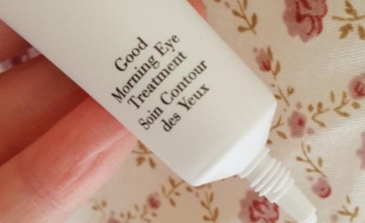 眼部凝膠什么時候用 眼部凝膠最佳使用時間