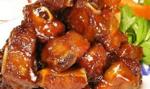 糖醋排骨醋什么時候放 糖醋排骨醋放醋最佳時間