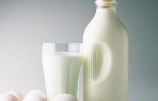 脫脂牛奶什么時候喝最好 脫脂牛奶最佳飲用時間