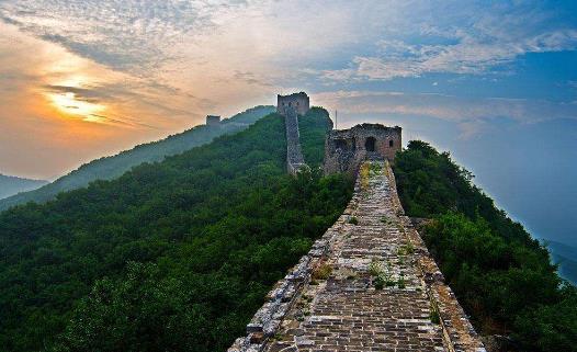 八、中國(guó)單片墻司馬臺(tái)長(zhǎng)城.jpg