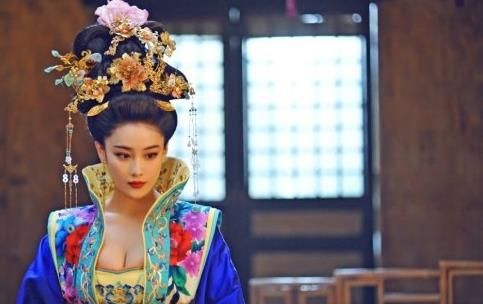 9、新壞女人專業(yè)戶 張馨予.jpg