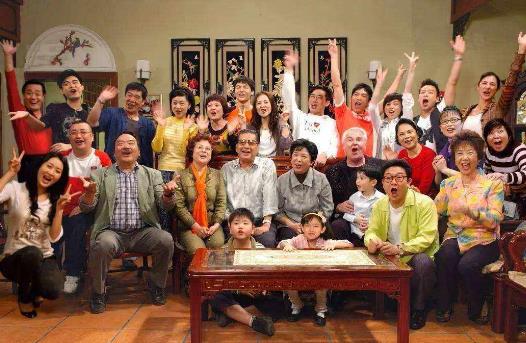 史上十大最長的電視劇排行榜,指明路燈播放72年總共18262集