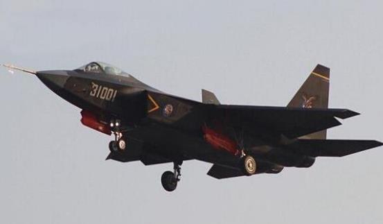 四、中國殲-31戰(zhàn)斗機.jpg