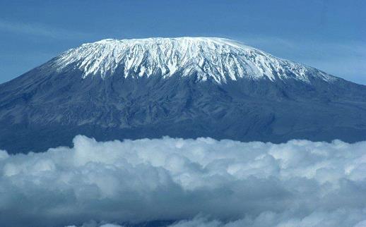 四、乞力馬扎羅山的雪冠.jpg