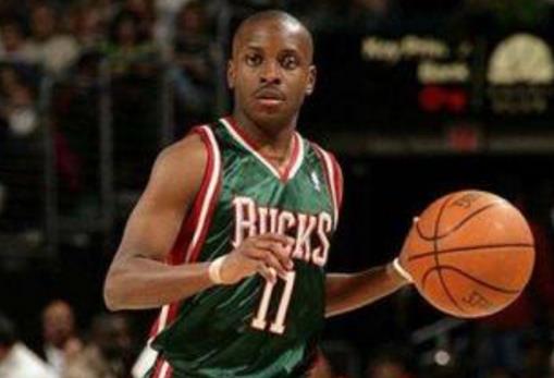 十大nba最矮的球員排行榜,蒂龍馬格西博格斯1.6米排第一!