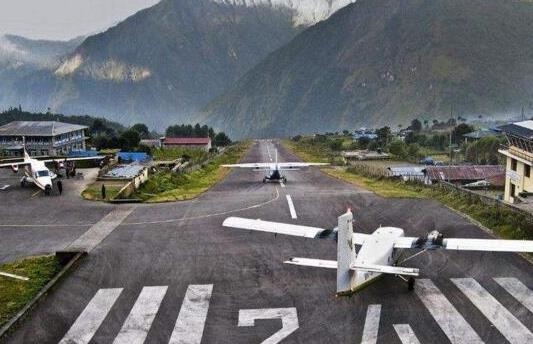 十大世界最危險機場排行榜,香港啟德機場一不小心就機毀人亡!