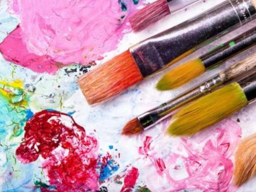 未來10年女生十大最易就業專業排行榜,醫學護理類第一!