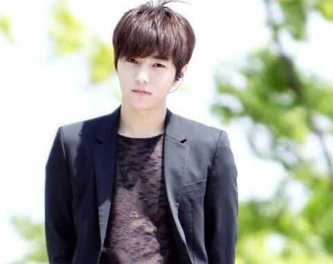 韓國十大校草明顯排行榜,權(quán)志龍粉絲最多,宋仲基第二