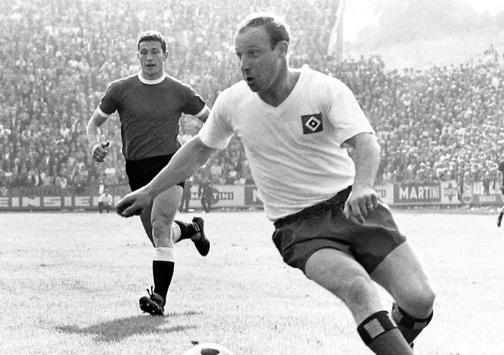 德國十大足球運動員排行榜,弗朗茨貝肯鮑爾第一,馬特烏斯第二