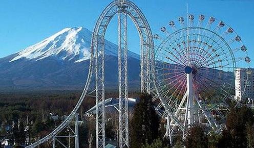 世界上最恐怖的十大過山車排行榜,羅薩方程式Formula Rossa最快!