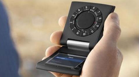 世界上五款最丑手機(jī)排名,三星 CLEO不忍直視!