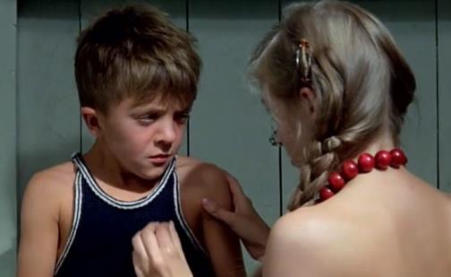 世界54部R級禁片排名,大逃殺顯露出人性丑陋,重口味必看