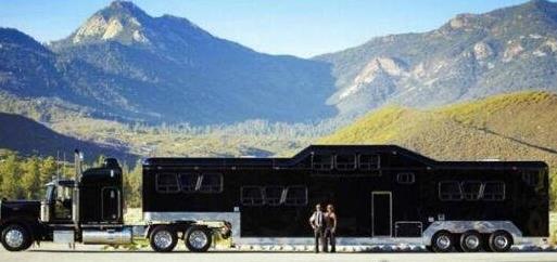 世界上最重的5款汽車排名,午夜騎士房車重達22.7噸