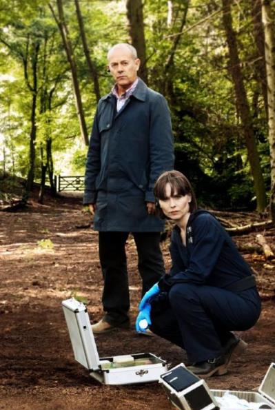 英國十大經典刑偵劇排行榜,《天堂島疑云》、《小鎮疑云》上榜