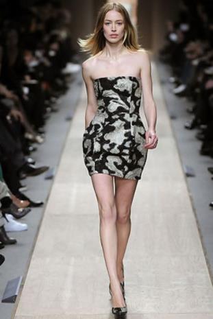 巴西十大頂尖超模排行榜,吉賽爾·邦辰第一堪稱神級顏值