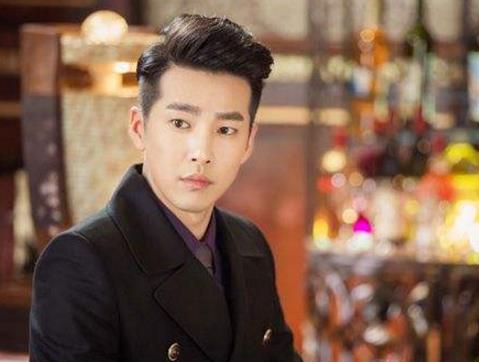 山東十大帥哥明星排名,黃曉明在“中國慈善名人榜“被評第一