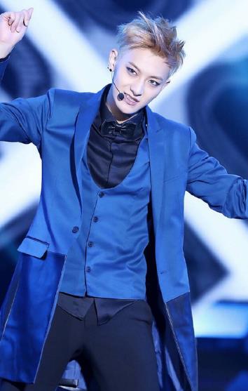 山東十大帥哥明星排名,黃曉明在“中國慈善名人榜“被評第一